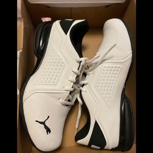 New Puma sneakers . White n black